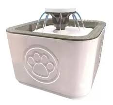 HydroPet – Fuente de Hidratación para Mascotas